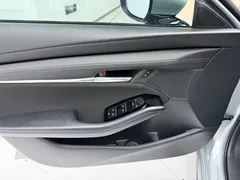 2022 Mazda 3 2.0L AT — фото 11