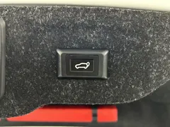 2022 Volvo S60 B4 Luxury, белый — фото 11