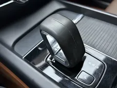 2022 Volvo S60 B4 Luxury, белый — фото 28