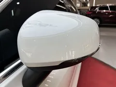 2022 Volvo S60 B4 Luxury, белый — фото 37