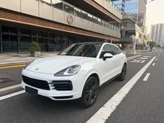 2022 Porsche Cayenne Coupe 3.0T Platinum, белый — фото 1