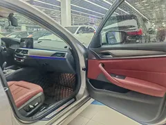 2021 BMW 5 Series 530Li Leading Luxury Package — фото 15