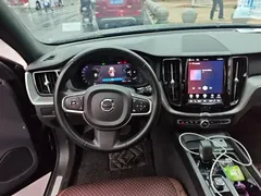 2023 Volvo XC60 4WD Luxury, чёрный — фото 6