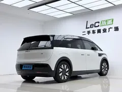 2025 Zeekr Mix Long Range ADAS, белый — фото 16