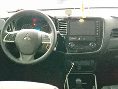 2021 Mitsubishi Outlander 2.0L 2WD 5 Seats, белый — фото 12