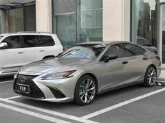 2020 Lexus ES 300h Excellence — фото 1