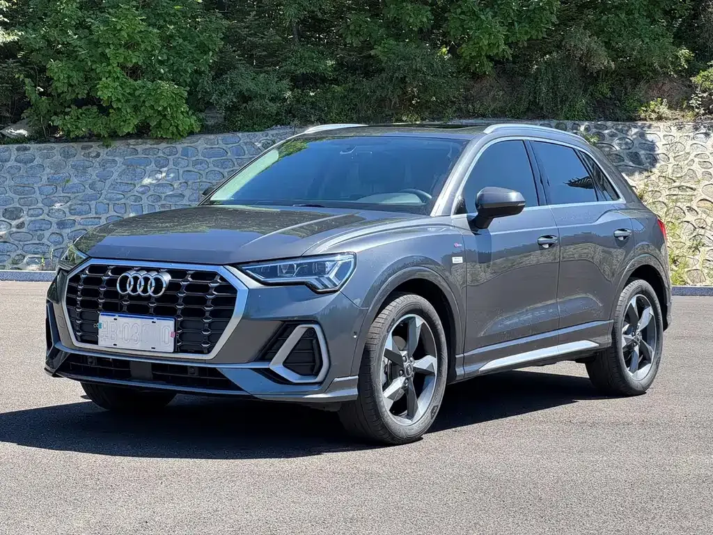 2022 Audi Q3 35 TFSI Fashion Dynamic