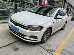 2023 Volkswagen Polo Plus 1.5L AT Colorful Tech, белый — фото 1