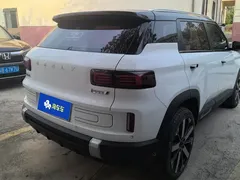 2023 Geely ICON 1.5TD, белый — фото 3