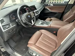 2021 BMW X7 xDrive40i Luxury Package, чёрный — фото 4