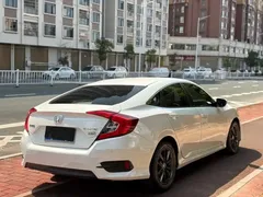 2019 Honda Civic 220TURBO CVT, белый — фото 9