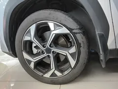 2023 Geely Atlas L 1.5TD DCT Premium — фото 23