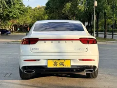 2023 Geely Preface 2.0TD Premium, белый — фото 23