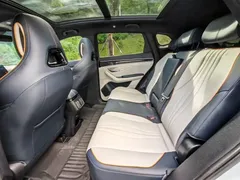 2024 BYD Song PLUS EV 520km Luxury Honor Edition, белый — фото 17
