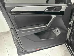 2022 Volkswagen Tayron 280TSI 2WD Luxury, чёрный — фото 8