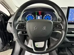 2023 Hongqi E-QM5 EV 560km PLUS, чёрный — фото 5