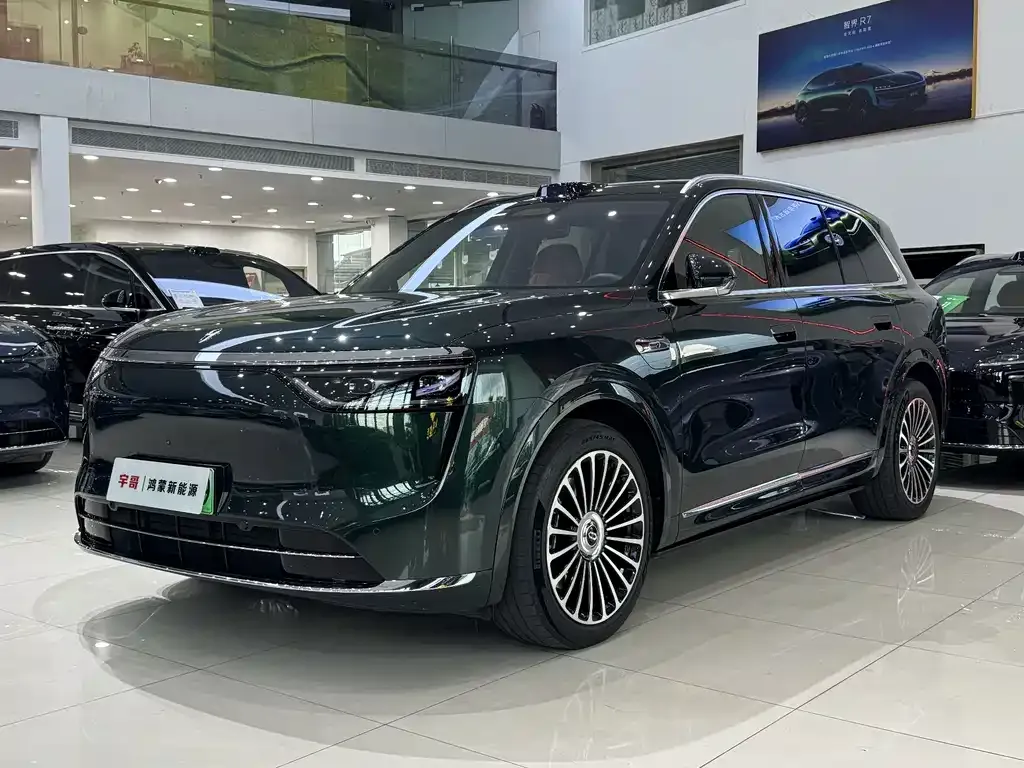 2025 Aito M8 EREV Ultra 53.4kWh 6-seat 192-line LiDAR