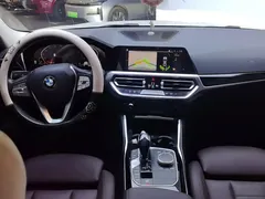 2021 BMW 3 Series 320i Sport Package, белый — фото 12