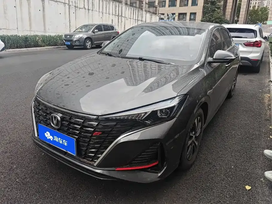 2023 Changan Eado PLUS 1.4T GDI DCT Premium