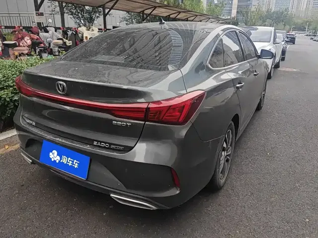 2023 Changan Eado PLUS 1.4T GDI DCT Premium