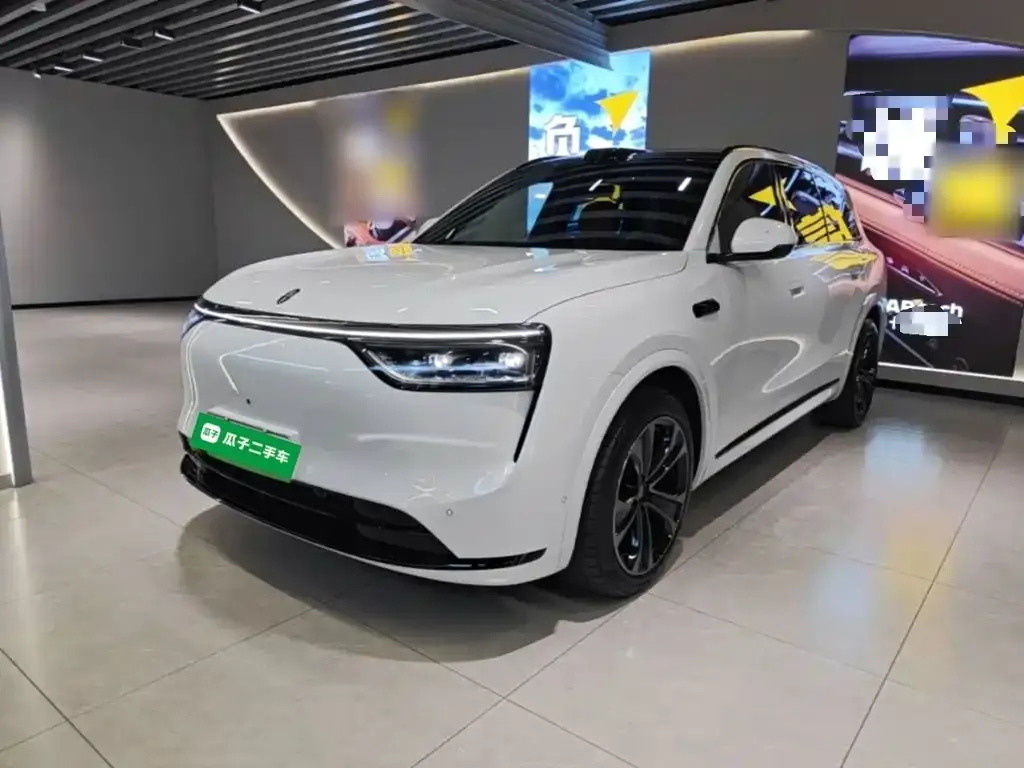 2025 Aito M8 EREV Max+ 53.4kWh 5-Seat 192-Line LiDAR