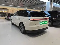 2025 Li Auto i6 4WD Standard — фото 5