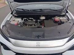 2025 BYD Song Pro 2nd Gen Smart Drive DM-i PHEV 75km Exceed, белый — фото 21