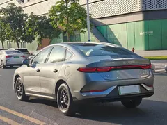 2025 BYD Qin PLUS DM-i PHEV Smart Driving 55km Leading — фото 6