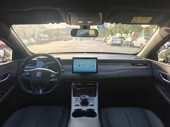 2025 BYD Qin PLUS DM-i PHEV Smart Driving 55km Leading — фото 11