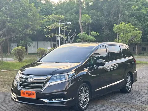 2019 Honda Elysion 2.0L Hybrid Luxury