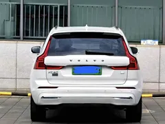 2024 Volvo XC60 T8 PHEV Long Range 4WD Luxury, белый — фото 6
