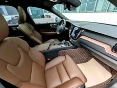 2024 Volvo XC60 T8 PHEV Long Range 4WD Luxury, белый — фото 9