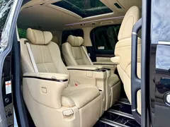 2021 Toyota Vellfire Hybrid 2.5L HV Premium, чёрный — фото 9