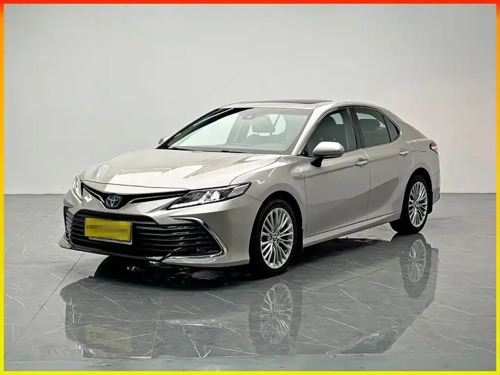 2021 Toyota Camry Hybrid 2.5HGVP Leading