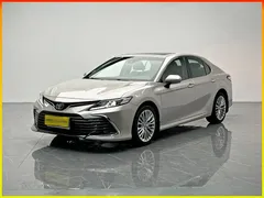 2021 Toyota Camry Hybrid 2.5HGVP Leading — фото 1