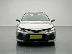 2021 Toyota Camry Hybrid 2.5HGVP Leading — фото 2