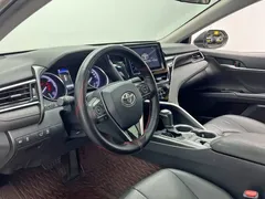 2021 Toyota Camry Hybrid 2.5HGVP Leading — фото 13