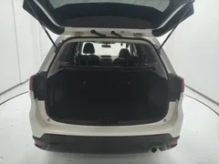 2022 Subaru Forester 2.0i AWD Luxury EyeSight, белый — фото 13