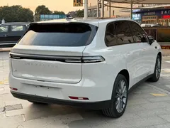 2024 Leapmotor C10 530 Smart, белый — фото 6