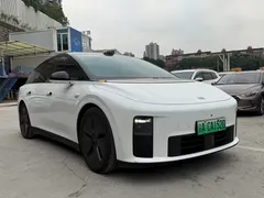 2026 Li Auto i6 2WD Standard, белый — фото 1
