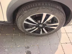 2021 Nissan Kicks 1.5L XV CVT Luxury, белый — фото 6