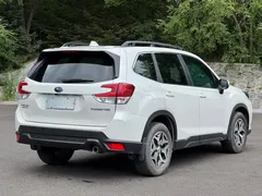 2022 Subaru Forester 2.0i AWD Luxury EyeSight, белый — фото 6