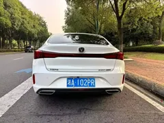 2022 Changan Eado PLUS 1.4T GDI DCT Flagship, белый — фото 8