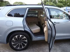 2024 Aito M7 1.5T Smart Driving 4WD Max 5-seat, синий — фото 23