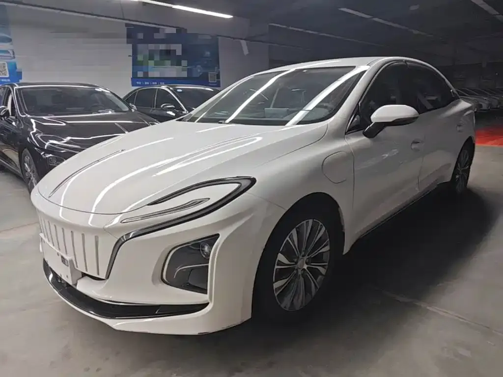 2023 Hongqi E-QM5 EV 620km PLUS