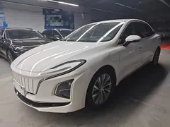 2023 Hongqi E-QM5 EV 620km PLUS, белый — фото 1