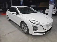 2023 Hongqi E-QM5 EV 620km PLUS, белый — фото 4