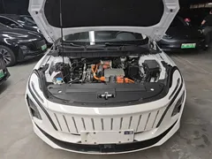 2023 Hongqi E-QM5 EV 620km PLUS, белый — фото 20