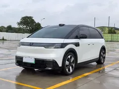 2025 Zeekr Mix Long Range ADAS, белый — фото 1