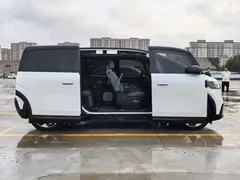2025 Zeekr Mix Long Range ADAS, белый — фото 8